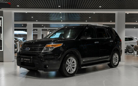 Ford Explorer VI, 2013 год, 1 850 000 рублей, 1 фотография