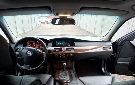 BMW 5 серия, 2006 год, 880 000 рублей, 8 фотография