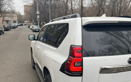 Toyota Land Cruiser Prado 150 рестайлинг 2, 2017 год, 6 000 000 рублей, 4 фотография