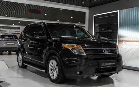 Ford Explorer VI, 2013 год, 1 850 000 рублей, 2 фотография