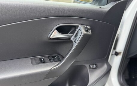 Volkswagen Polo VI (EU Market), 2018 год, 960 000 рублей, 16 фотография