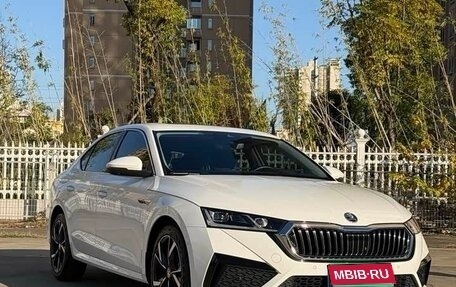 Skoda Octavia IV, 2022 год, 2 210 000 рублей, 1 фотография