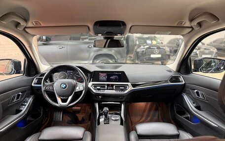 BMW 3 серия, 2020 год, 3 120 000 рублей, 15 фотография