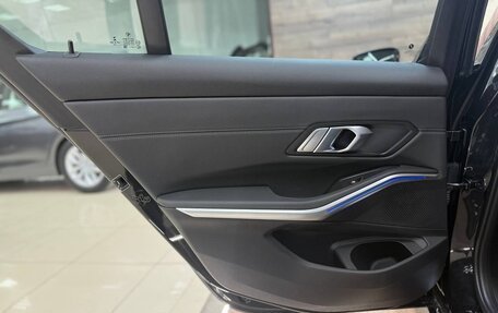 BMW 3 серия, 2020 год, 3 120 000 рублей, 21 фотография