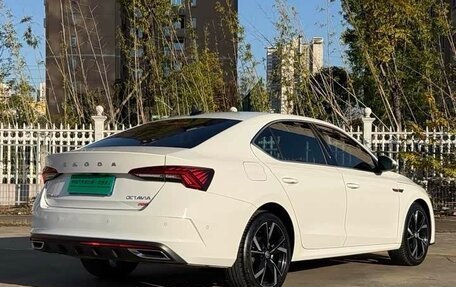 Skoda Octavia IV, 2022 год, 2 210 000 рублей, 5 фотография