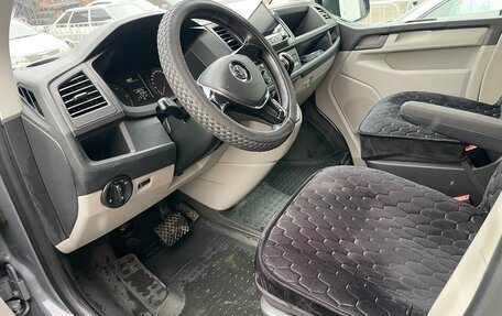 Volkswagen Caravelle T6 рестайлинг, 2018 год, 3 000 000 рублей, 5 фотография