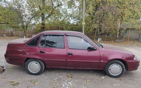 Daewoo Nexia I рестайлинг, 2012 год, 350 000 рублей, 1 фотография