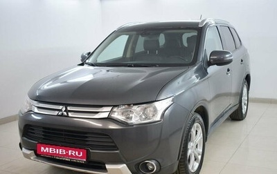 Mitsubishi Outlander III рестайлинг 3, 2014 год, 1 070 000 рублей, 1 фотография