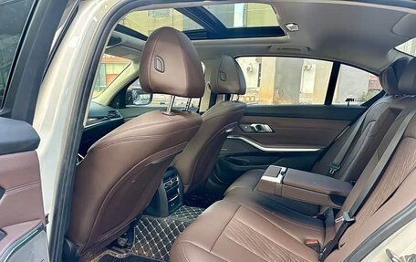 BMW 3 серия, 2024 год, 4 000 000 рублей, 9 фотография