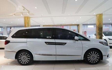 Honda Elysion, 2024 год, 4 910 000 рублей, 6 фотография