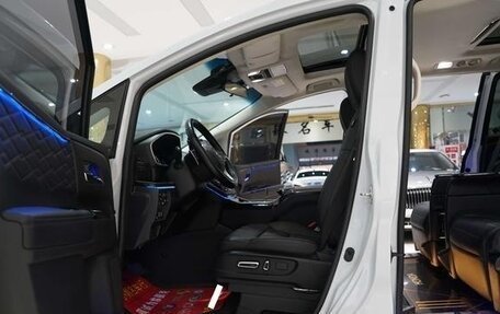 Honda Elysion, 2024 год, 4 910 000 рублей, 15 фотография