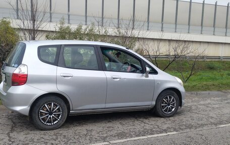 Honda Fit III, 2006 год, 485 000 рублей, 7 фотография