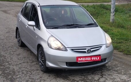 Honda Fit III, 2006 год, 485 000 рублей, 8 фотография