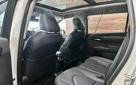 Toyota Highlander, 2025 год, 5 898 000 рублей, 15 фотография