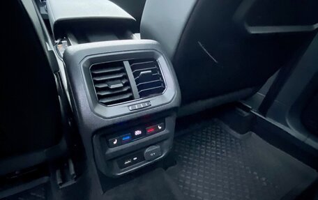 Volkswagen Tiguan II, 2020 год, 3 750 000 рублей, 9 фотография