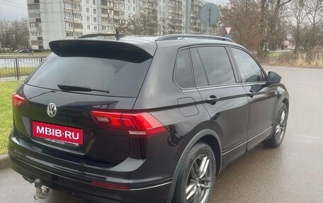 Volkswagen Tiguan II, 2020 год, 3 750 000 рублей, 2 фотография