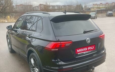 Volkswagen Tiguan II, 2020 год, 3 750 000 рублей, 3 фотография