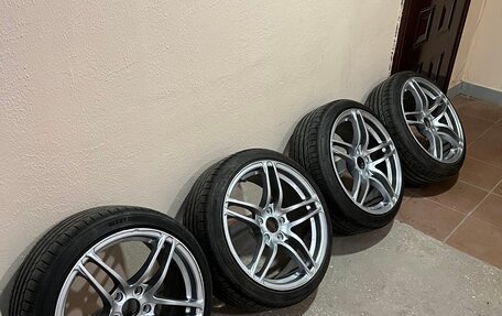 Toyota Altezza, 2000 год, 550 000 рублей, 14 фотография