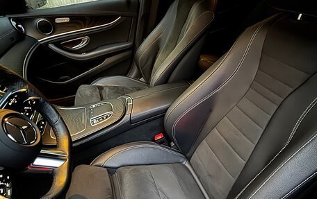 Mercedes-Benz E-Класс, 2022 год, 5 800 000 рублей, 7 фотография