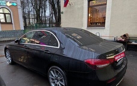 Mercedes-Benz E-Класс, 2022 год, 5 800 000 рублей, 4 фотография