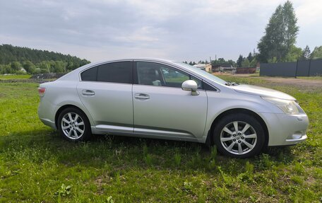 Toyota Avensis III рестайлинг, 2009 год, 1 099 000 рублей, 6 фотография