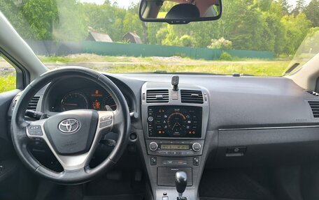 Toyota Avensis III рестайлинг, 2009 год, 1 099 000 рублей, 9 фотография