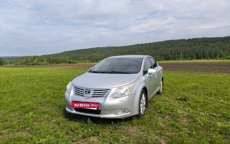 Toyota Avensis III рестайлинг, 2009 год, 1 099 000 рублей, 2 фотография