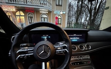 Mercedes-Benz E-Класс, 2022 год, 5 800 000 рублей, 9 фотография