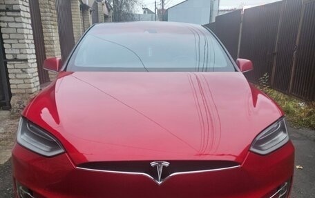 Tesla Model X I, 2016 год, 2 550 000 рублей, 2 фотография