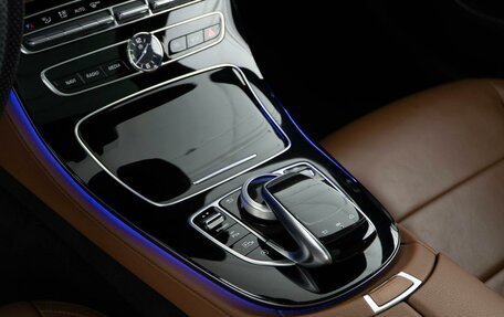 Mercedes-Benz E-Класс, 2017 год, 4 198 097 рублей, 21 фотография