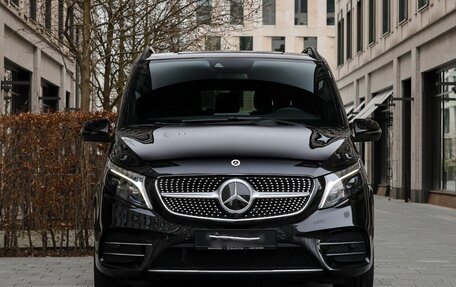 Mercedes-Benz V-Класс, 2025 год, 13 990 000 рублей, 2 фотография