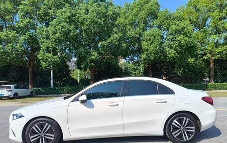 Mercedes-Benz A-Класс, 2021 год, 1 618 000 рублей, 4 фотография