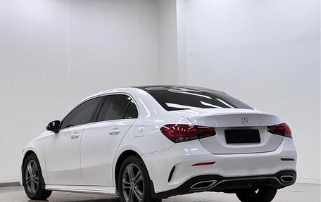 Mercedes-Benz A-Класс, 2021 год, 1 689 000 рублей, 4 фотография