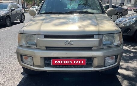 Infiniti QX4 I, 2000 год, 750 000 рублей, 1 фотография