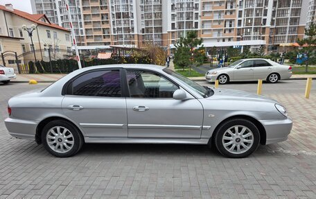 Hyundai Sonata IV рестайлинг, 2005 год, 500 000 рублей, 3 фотография