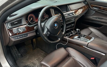 BMW 7 серия, 2013 год, 1 500 000 рублей, 5 фотография