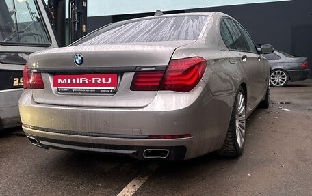 BMW 7 серия, 2013 год, 1 500 000 рублей, 4 фотография