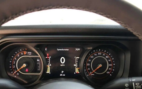 Jeep Gladiator, 2025 год, 7 990 400 рублей, 10 фотография