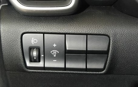 KIA Sportage IV рестайлинг, 2019 год, 2 140 000 рублей, 14 фотография