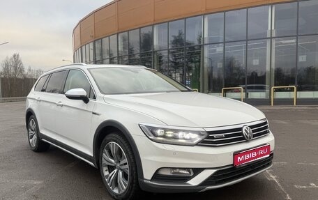 Volkswagen Passat B8 рестайлинг, 2019 год, 2 730 000 рублей, 1 фотография