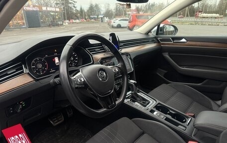 Volkswagen Passat B8 рестайлинг, 2019 год, 2 730 000 рублей, 10 фотография