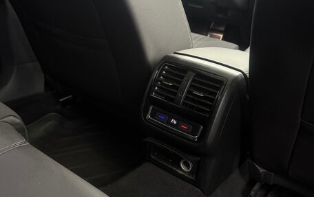 Volkswagen Passat B8 рестайлинг, 2019 год, 2 730 000 рублей, 22 фотография