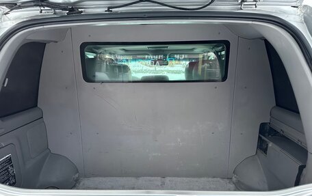 Toyota Land Cruiser 100 рестайлинг 2, 2007 год, 2 300 000 рублей, 15 фотография