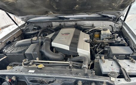 Toyota Land Cruiser 100 рестайлинг 2, 2007 год, 2 300 000 рублей, 20 фотография