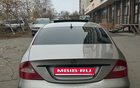 Mercedes-Benz CLS, 2005 год, 600 000 рублей, 2 фотография