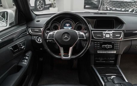 Mercedes-Benz E-Класс, 2015 год, 2 199 000 рублей, 8 фотография