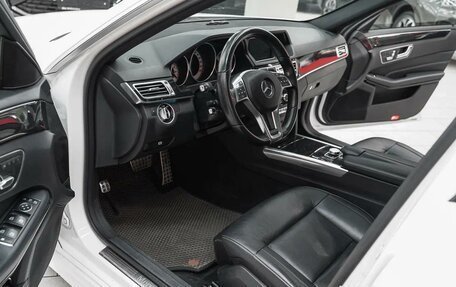 Mercedes-Benz E-Класс, 2015 год, 2 199 000 рублей, 6 фотография