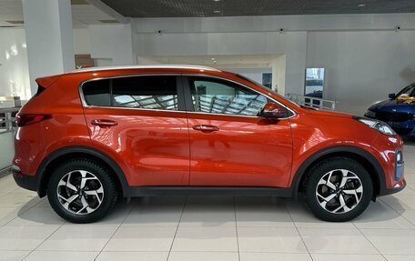 KIA Sportage IV рестайлинг, 2021 год, 2 300 000 рублей, 10 фотография