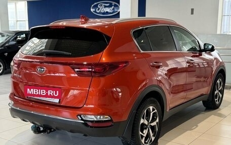 KIA Sportage IV рестайлинг, 2021 год, 2 300 000 рублей, 5 фотография