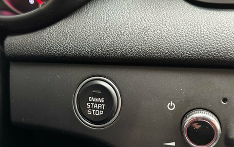 KIA Sportage IV рестайлинг, 2021 год, 2 300 000 рублей, 18 фотография